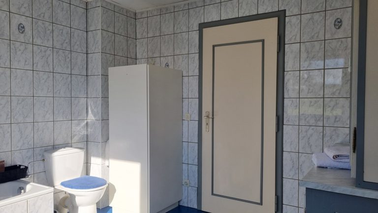 7593710_76264964.jpg